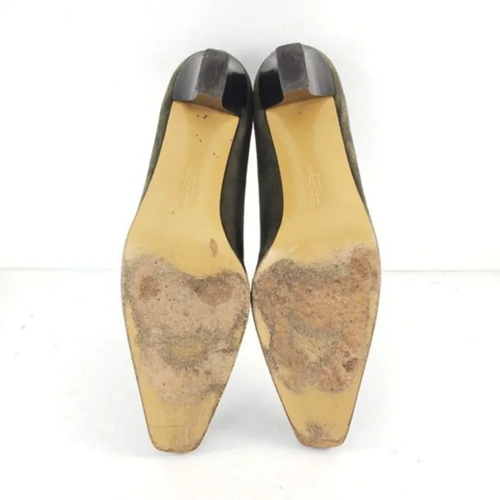 Salvatore Ferragamo suede Green heels